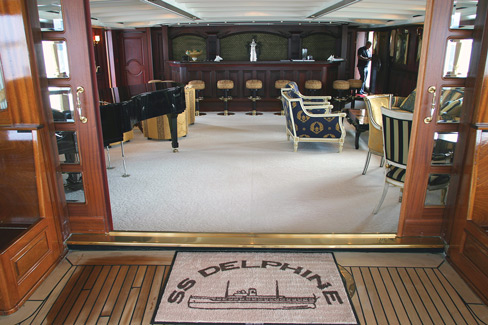 Delphine II stateroom