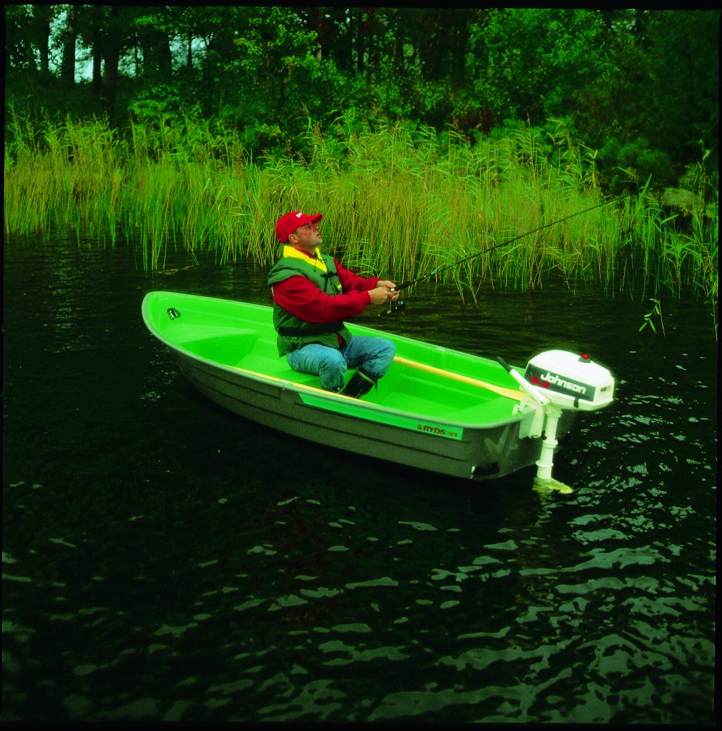 Several European countries have made significant progress recycling composites. This 4.75m (15.5') "concept" boat, for example, manufactured by Ryds Båtindustri AB—Sweden’s largest boatbuilder—contains 20% recycled fiberglass by weight.