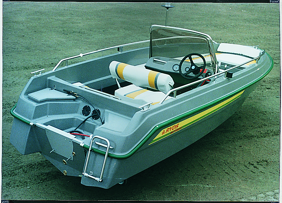 Ryds built this runabout with a sprayable polyester mixture containing 33% to 44% ground scrap.
