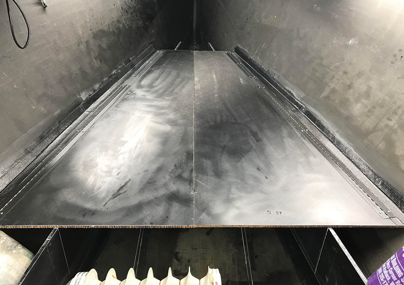 V-berth lids with Carbinge